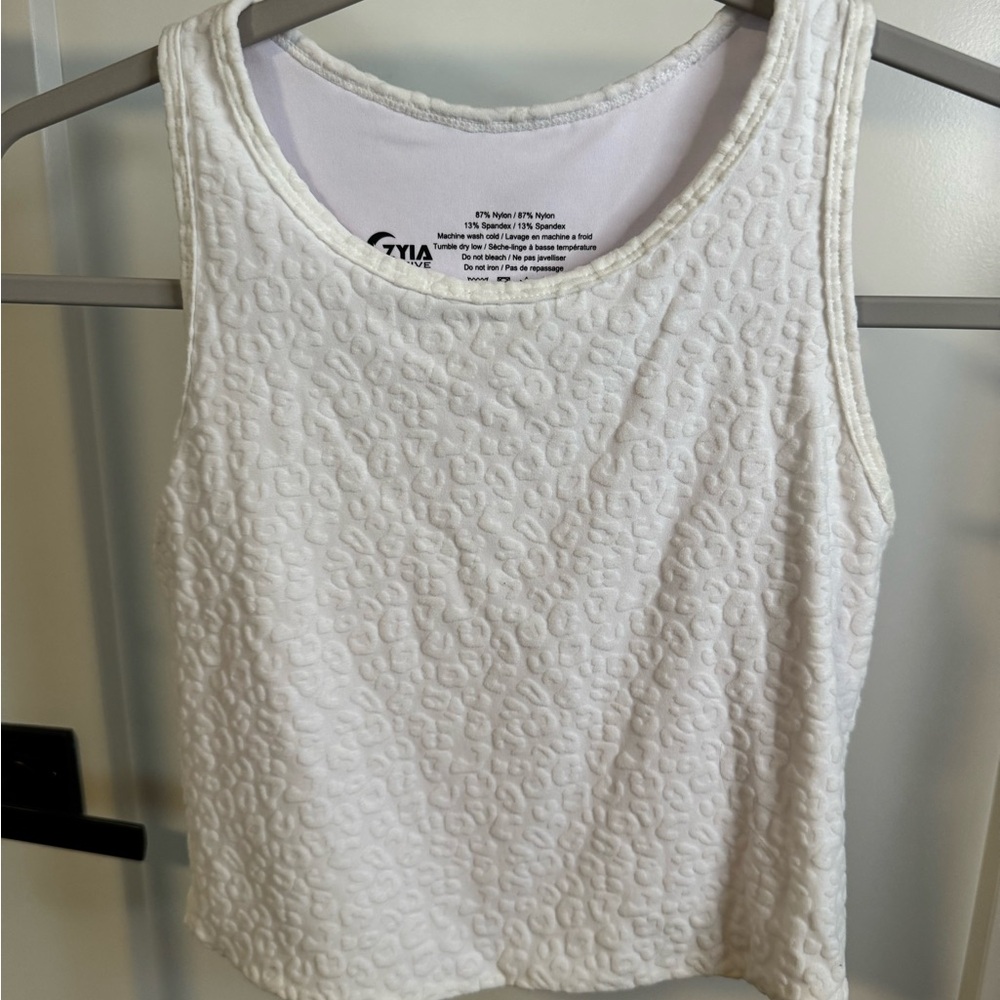 ZYIA White Textured Tank Top